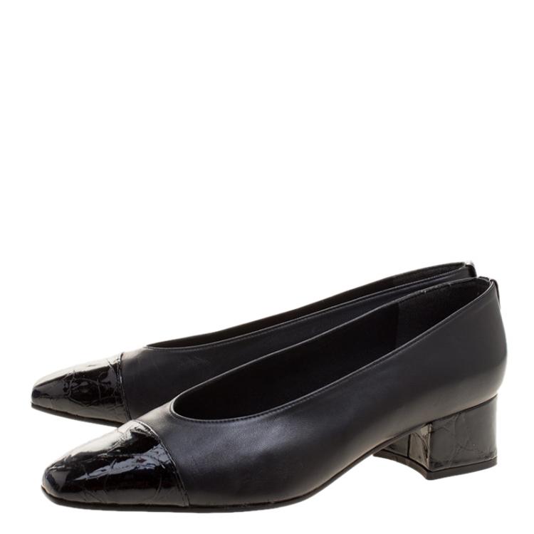 مملوكة مسبقًا Stuart Weitzman Black Leather with Embossed Croc Cap Toe Pumps Size 38