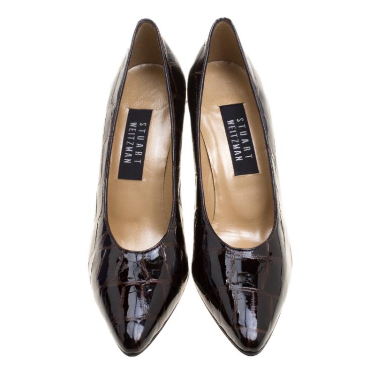 Pre Owned Stuart Weitzman Brown Patent Croc Embossed Leather Pumps Size 38.5