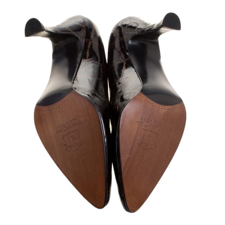 Pre Owned Stuart Weitzman Brown Patent Croc Embossed Leather Pumps Size 38.5