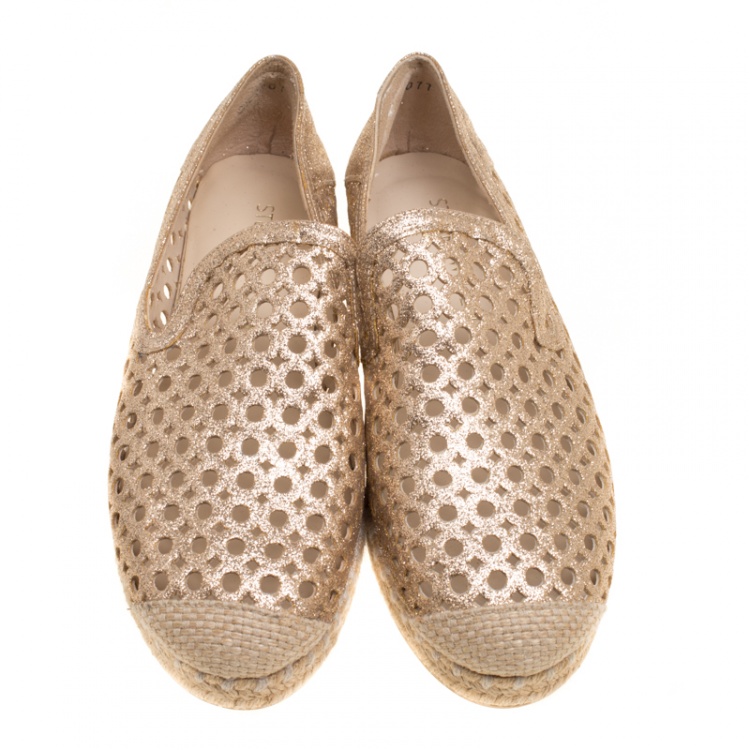 Pre Owned Stuart Weitzman Metallic Gold Glitter Laser Cut County Espadrilles Size 35