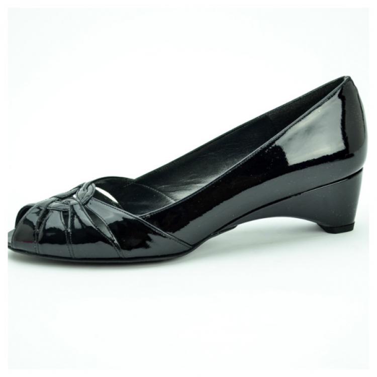 Pre Owned Stuart Weitzman Black Patent Aniline Wedges Pumps Size 38.5