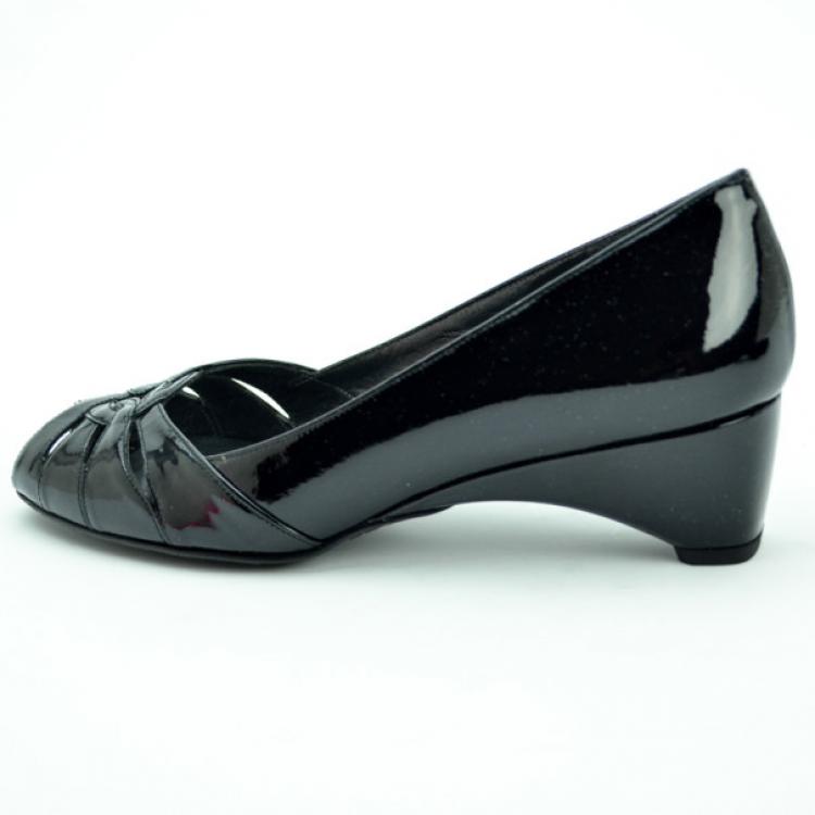 Pre Owned Stuart Weitzman Black Patent Aniline Wedges Pumps Size 38.5