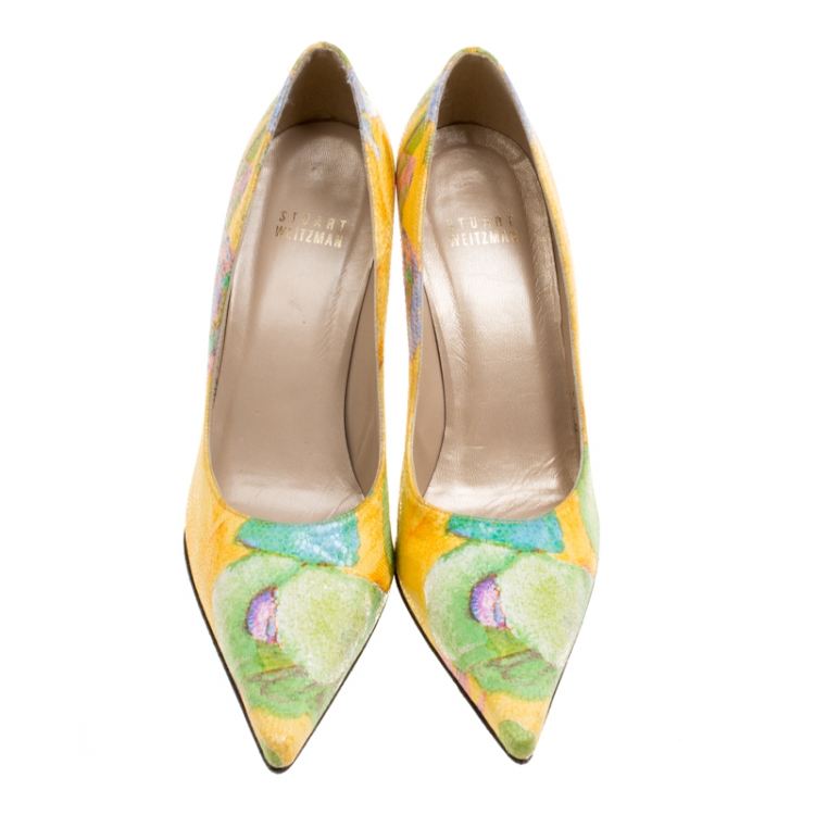 Pre Owned Stuart Weitzman Yellow Multicolor Shimmering Printed Fabric Pumps Size 37