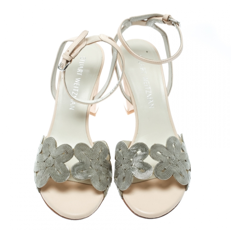 مملوكة مسبقًا Stuart Weitzman Beige Leather Chain Reaction Ankle Strap Sandals Size 37.5