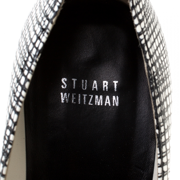 Pre Owned Stuart Weitzman Monochrome Abstract Print Leather Pointed Toe Pumps Size 40