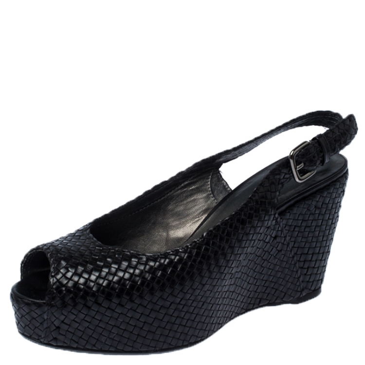 Pre Owned Stuart Weitzman Black Woven Leather Peep Toe Wedge Slingback Sandals Size 40