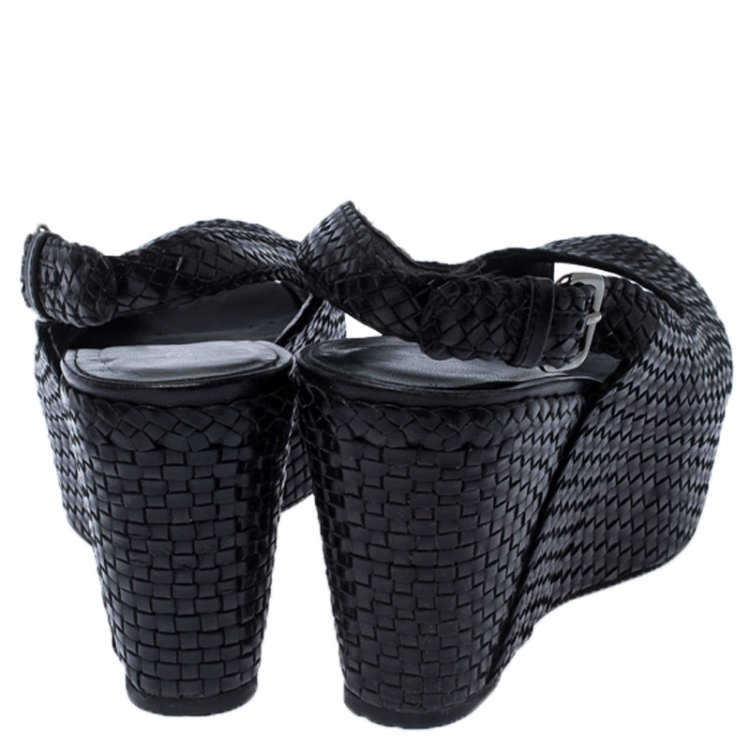 Pre Owned Stuart Weitzman Black Woven Leather Peep Toe Wedge Slingback Sandals Size 40