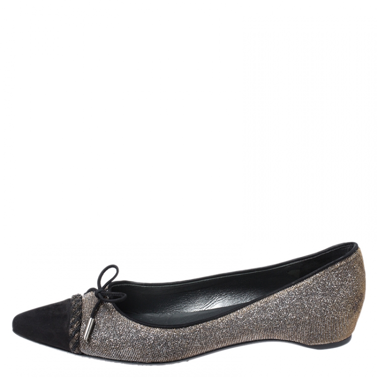 Pre Owned Stuart Weitzman Glitter Fabric And Black Suede Bow Pointed Cap Toe Ballet Flats Size 38.5