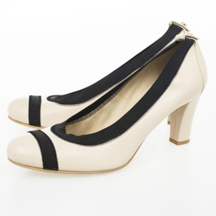 Pre Owned Stuart Weitzman Cream &amp; Black Elastic Trim Easily Pumps Size 39.5