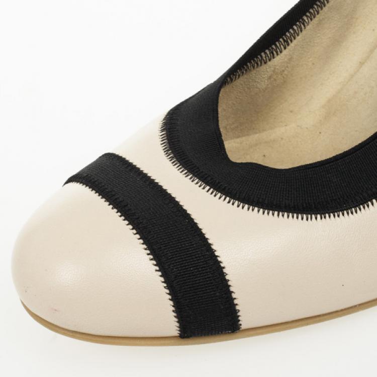 Pre Owned Stuart Weitzman Cream &amp; Black Elastic Trim Easily Pumps Size 39.5