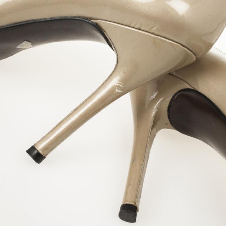 Pre Owned  Stuart Weitzman Beige Patent 'The Blog' Pumps Size 38.5