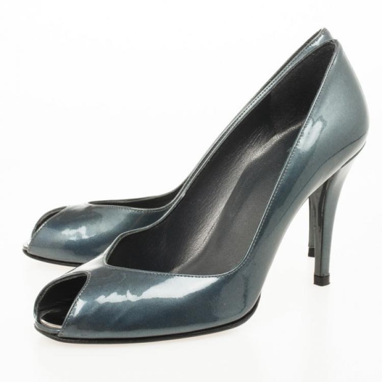 Pre Owned Stuart Weitzman Metallic Patent Victoria Peep Toe Platform Pumps Size 38.5