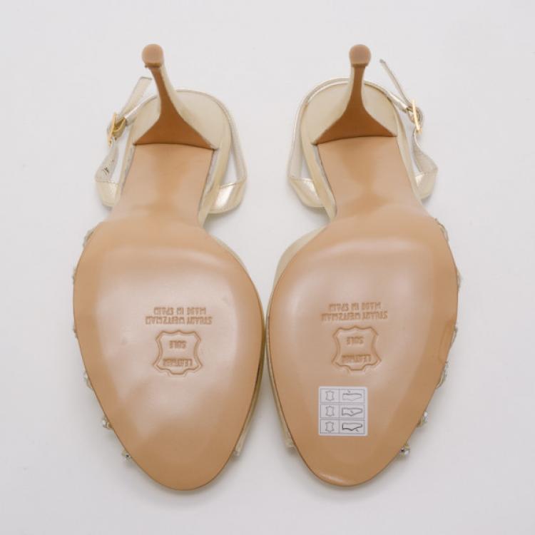Pre Owned Stuart Weitzman Gold Leather 'Glospray' Slingback Sandals Size 40.5