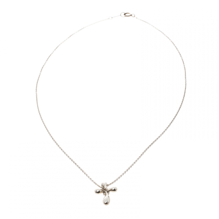 Pre Owned Tiffany & Co. Sterling Silver Elsa Peretti Cross Pendant Necklace