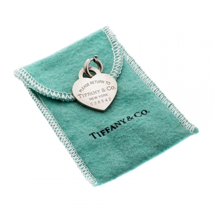 Pre Owned Tiffany & Co. Return To Tiffany Heart Tag Silver Charm Pendant