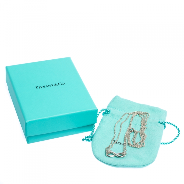 Pre Owned Tiffany & Co. Tiffany Infinity Silver Chain Link Necklace