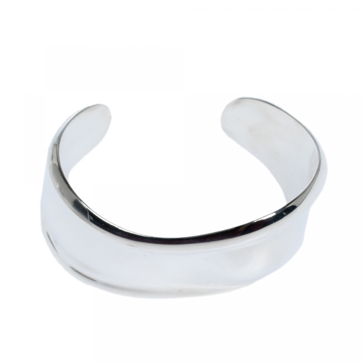 Pre Owned Tiffany & Co. Elsa Peretti Small Bone Silver Wide Cuff Bracelet