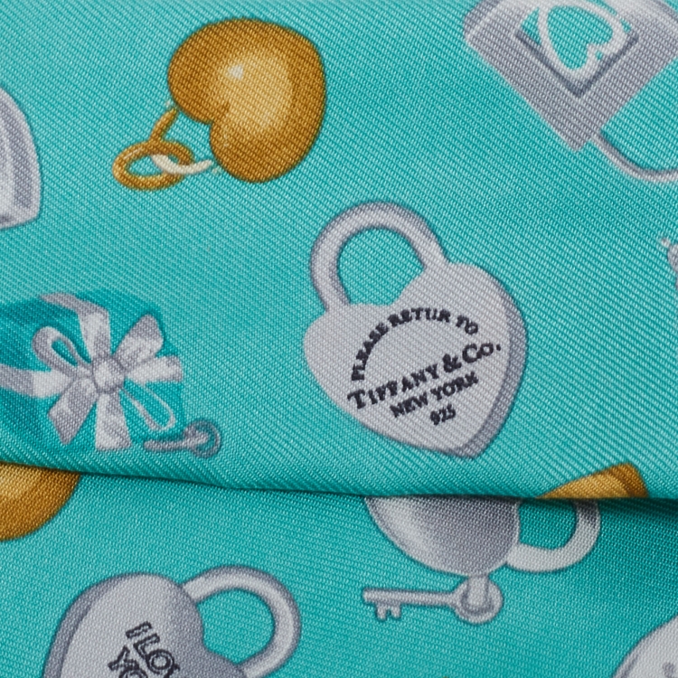 Pre Owned Tiffany & Co. Green Padlock Heart Print Silk Bandeau Scarf
