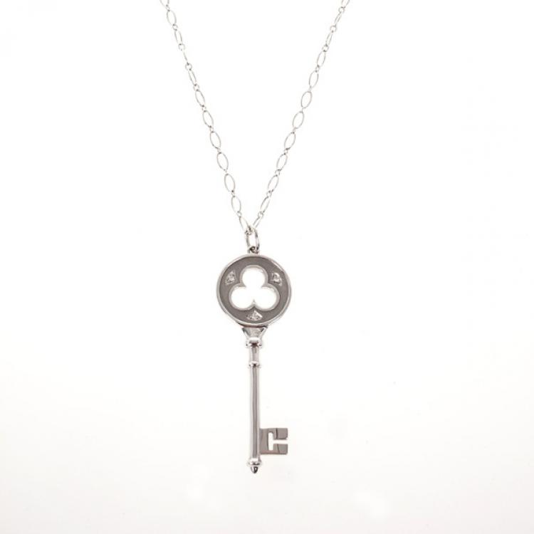 Pre Owned Tiffany & Co. 18 K White Gold Keys Clover Key Pendant