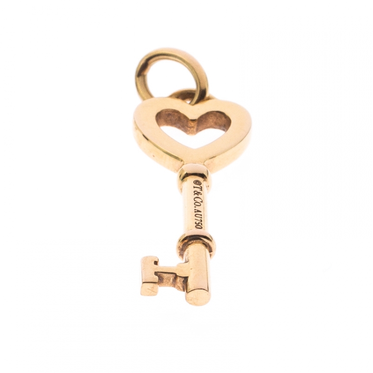 Pre Owned Tiffany & Co. Heart Key 18k Yellow Gold Mini Pendant