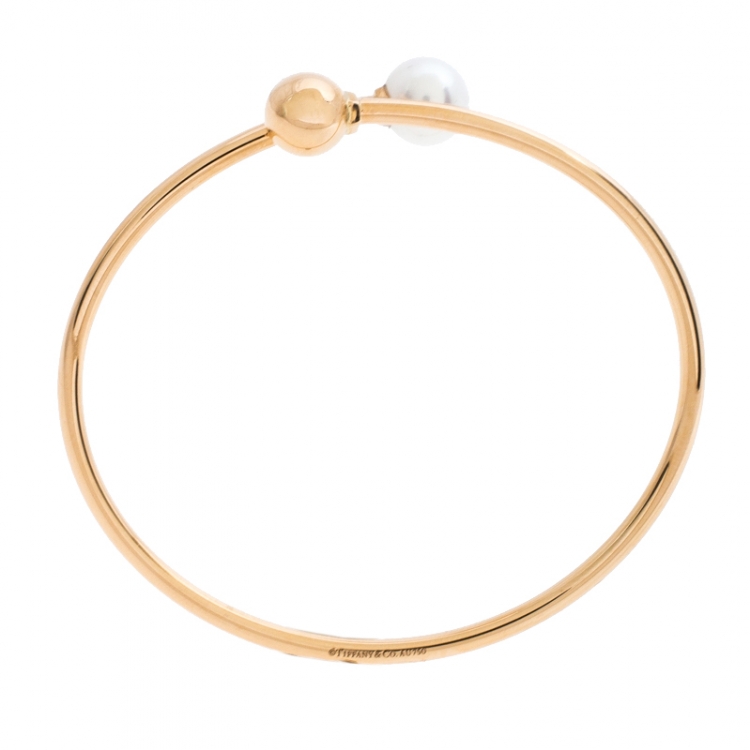 Pre Owned Tiffany & Co. HardWear Cultured Pearl 18K Rose Gold Ball Bypass Bracelet 