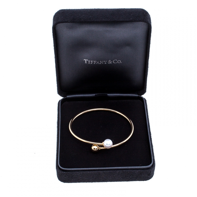 Pre Owned Tiffany & Co. HardWear Cultured Pearl 18K Rose Gold Ball Bypass Bracelet 