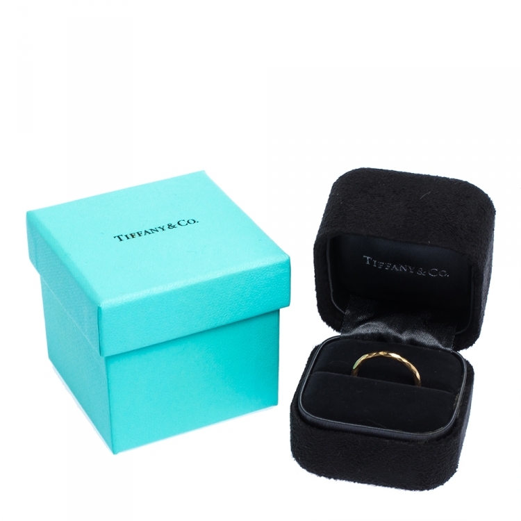 Pre Owned Tiffany & Co. Paloma Picasso Hammered 18K Yellow Gold Band Ring Size 55