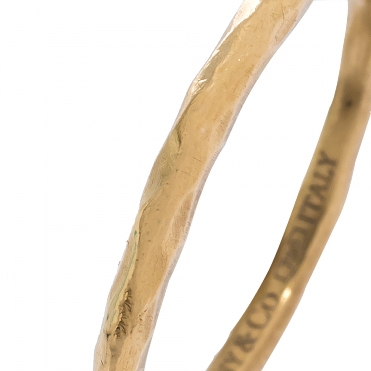 Pre Owned Tiffany & Co. Paloma Picasso Hammered 18K Yellow Gold Band Ring Size 55