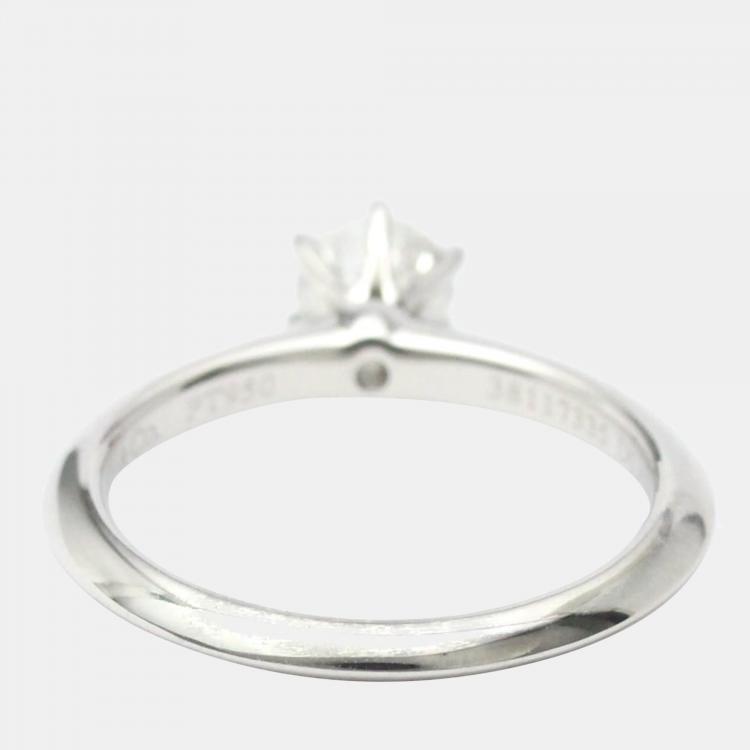 Pre Owned Tiffany & Co. Tiffany Setting Solitaire Platinum Diamond Ring EU 49