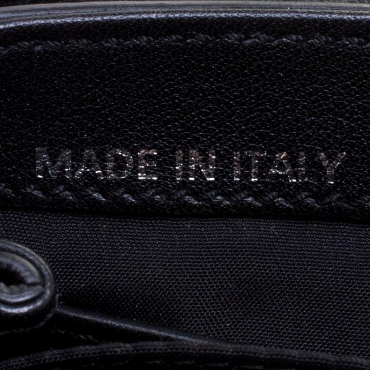 Pre Owned Tod's Black Leather Crossbody Bag 