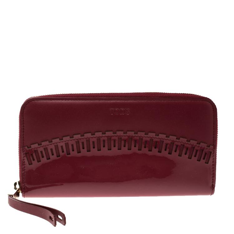 Pre Owned Tod's Carmine Red Patent Leather Zip Around Continental Wallet