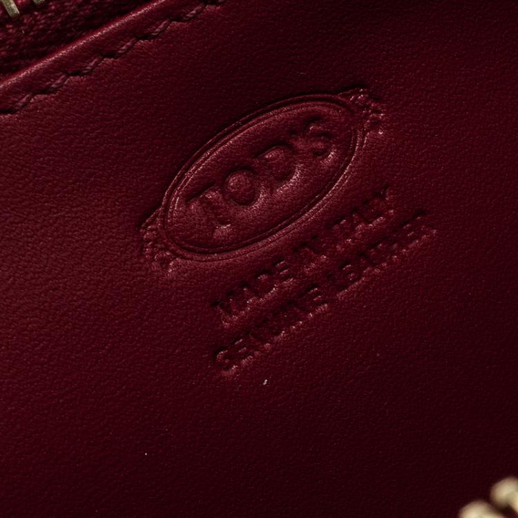 Pre Owned Tod's Carmine Red Patent Leather Zip Around Continental Wallet