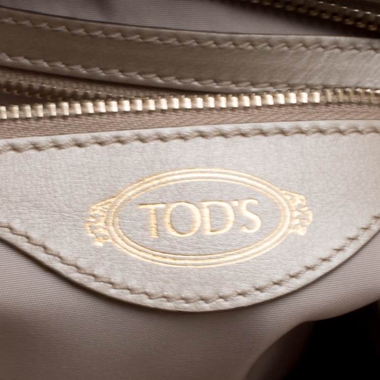 Pre Owned Tod's Metallic Beige Leather Small Studded Flower Tote