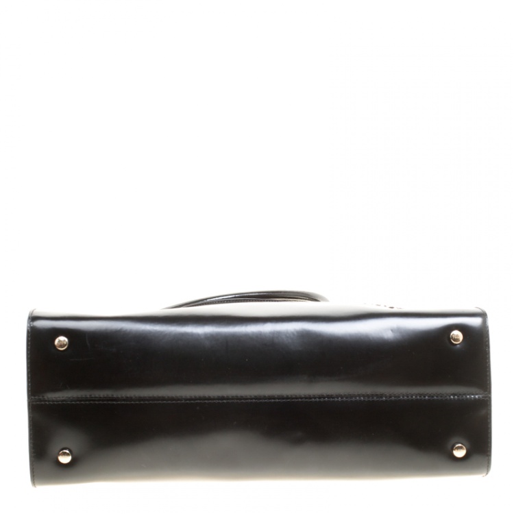 Pre Owned Tod's Black Patent Leather Small Cape Tote