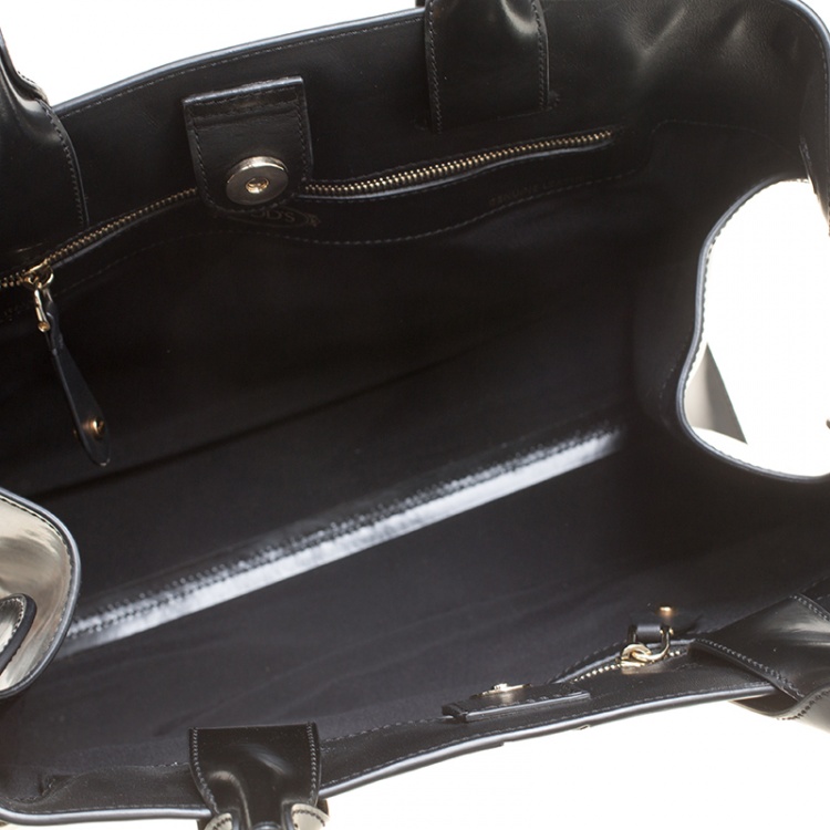 Pre Owned Tod's Black Patent Leather Small Cape Tote