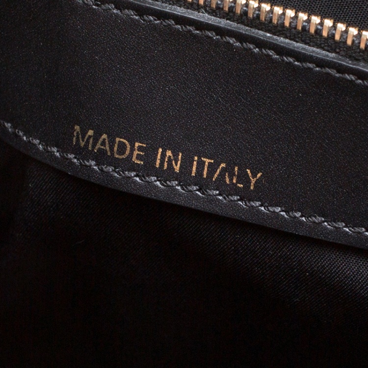 Pre Owned Tod's Black Patent Leather Small Cape Tote