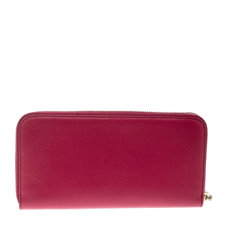 Pre Owned Tod's Fuchsia Leather Zip Around Continental Wallet