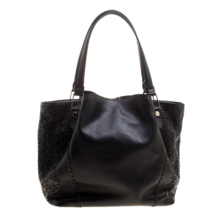 Pre Owned Tod's Black Leather Shopping Zip Tote