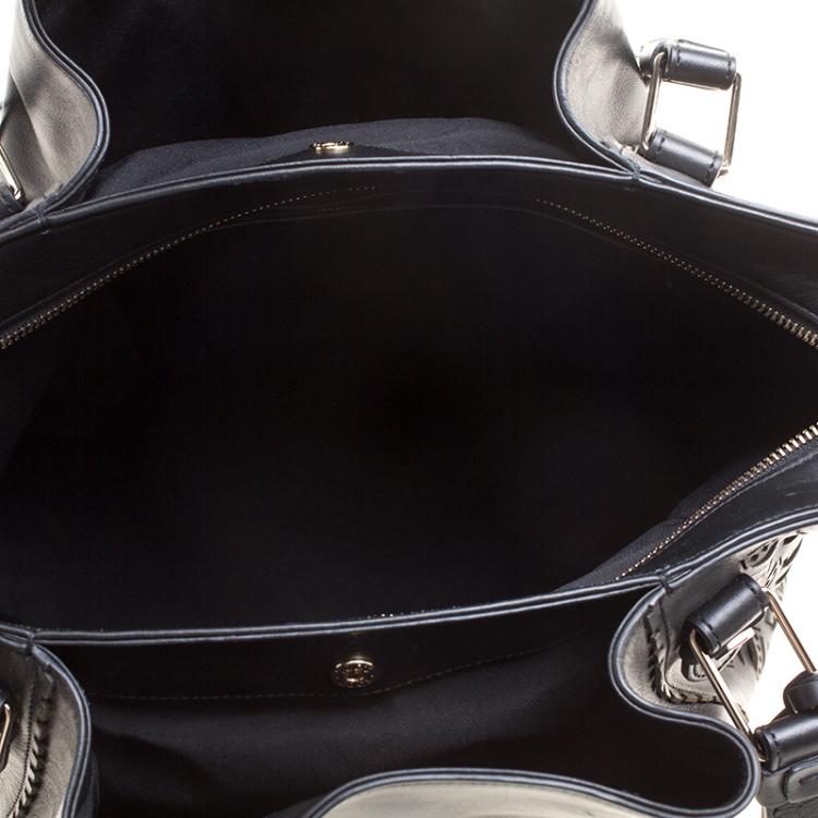 Pre Owned Tod's Black Leather Shopping Zip Tote