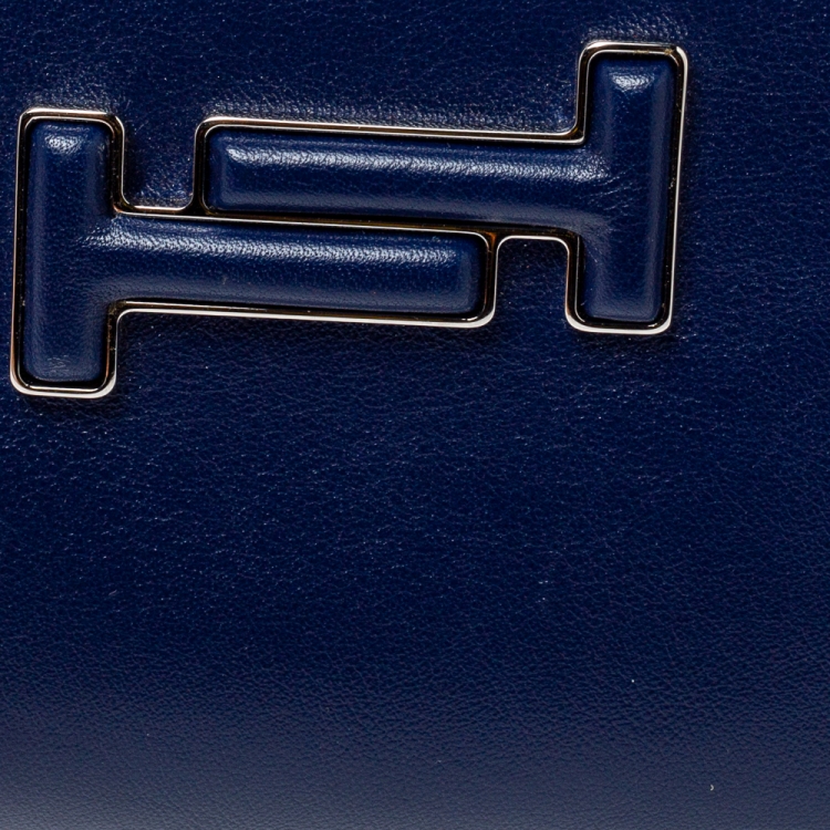 مملوكة مسبقًا Tod's Blue Leather Double T Zip Around Continental Wallet