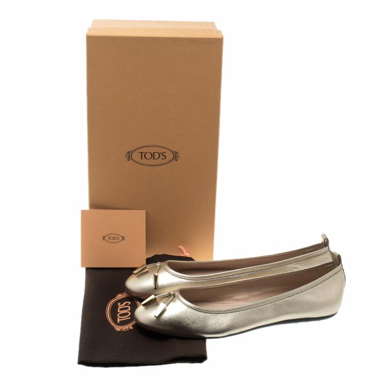 Pre Owned Tod's Metallic Gold Leather Studded Ballet Flats Size 37.5