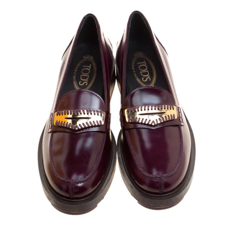مملوكة مسبقًا Tod's Burgundy Leather Whip Stitch Penny Loafers Size 39