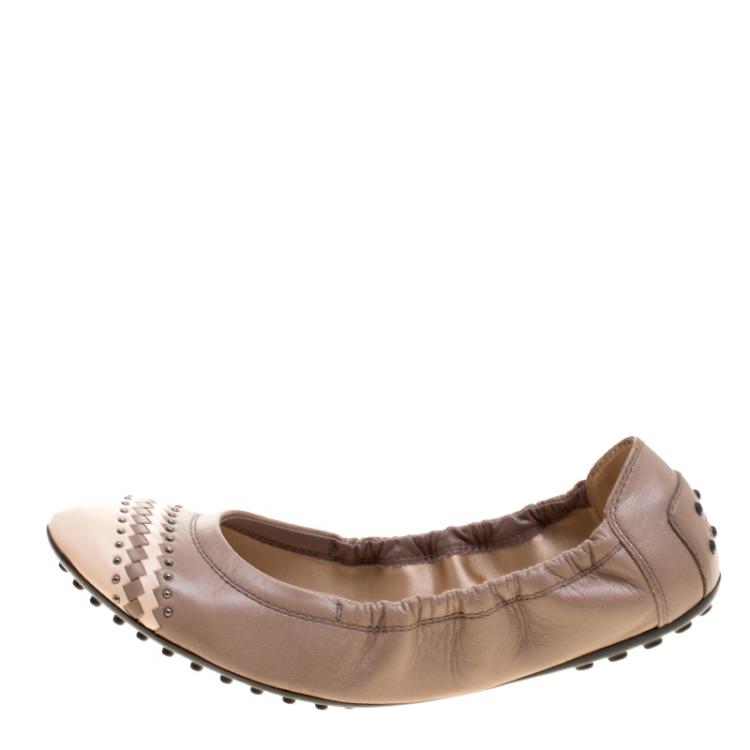 Pre Owned Tod's Two Tone Leather Scrunch Ballet Flats Size 39.5