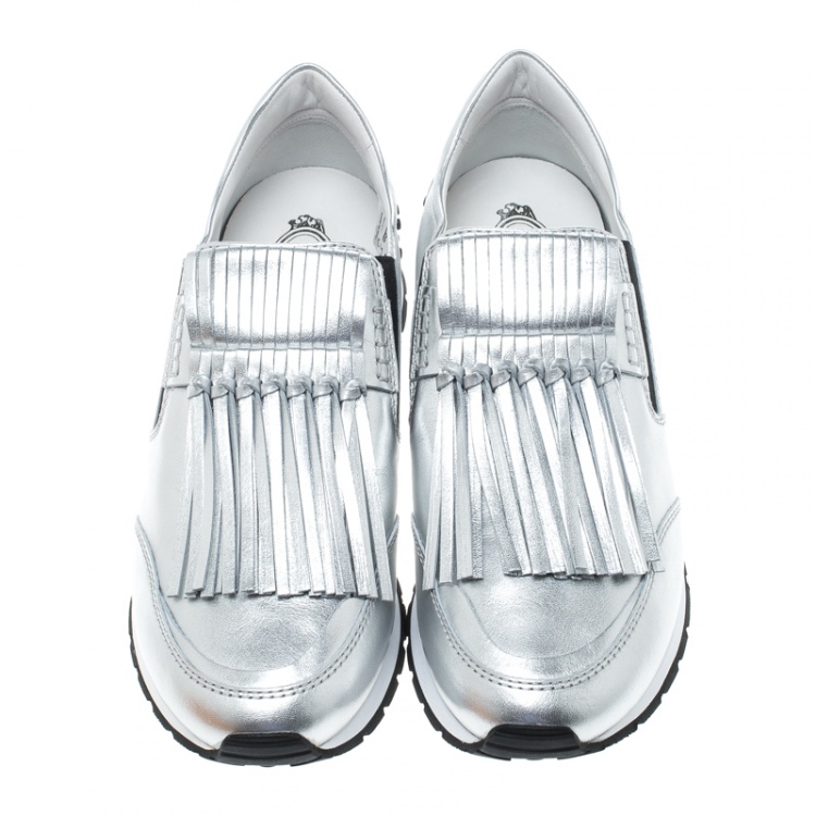 Pre Owned Tod's Metallic Silver Fringe Detail Slip On Sneakers Size 40
