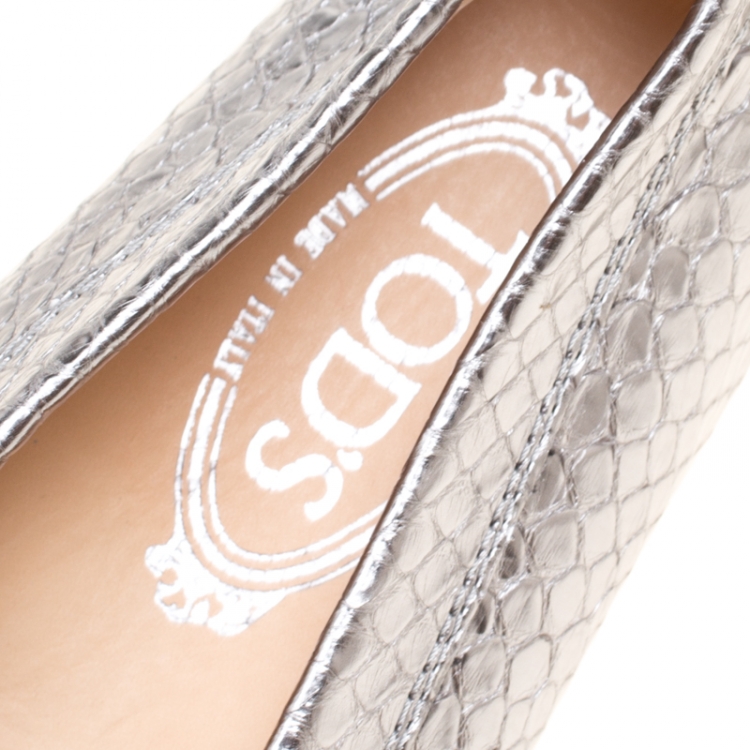 Pre Owned Tod's Metallic Silver Embossed Snakeskin Leather Penny Loafers Size 38.5