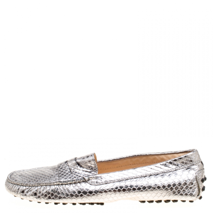 Pre Owned Tod's Metallic Silver Embossed Snakeskin Leather Penny Loafers Size 38.5