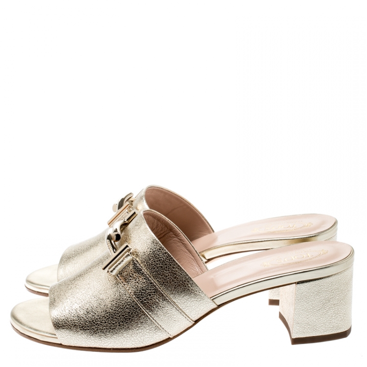 Pre Owned Tod's Limited Edition Metallic Gold Textured Leather Double T Peep Toe Mules Size 40
