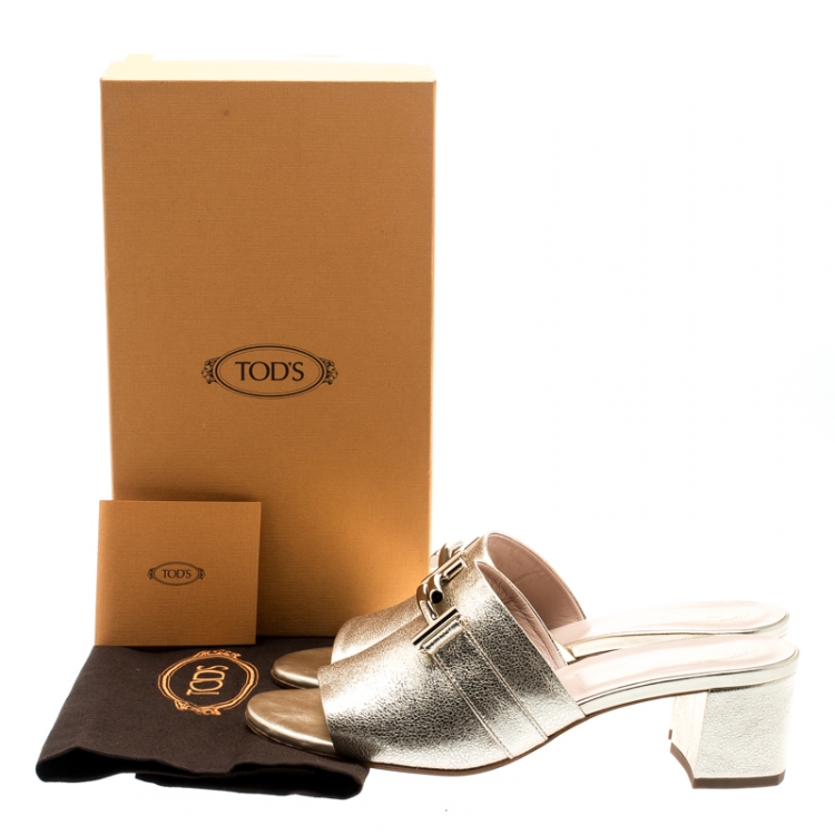 Pre Owned Tod's Limited Edition Metallic Gold Textured Leather Double T Peep Toe Mules Size 40