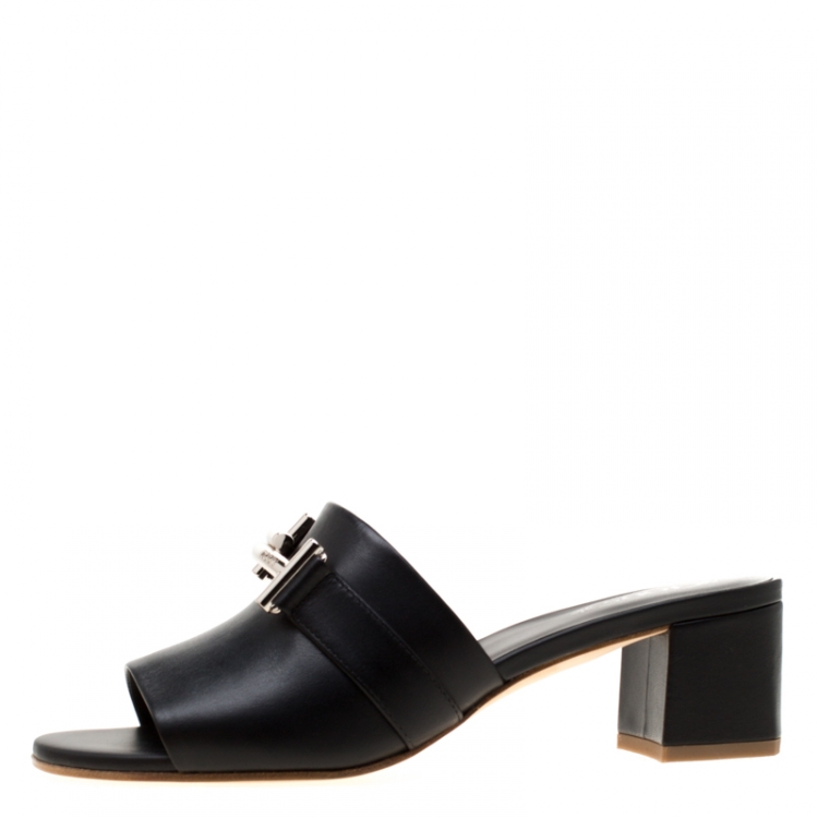 Pre Owned Tod's Black Leather Double T Peep Toe Mules Size 37.5
