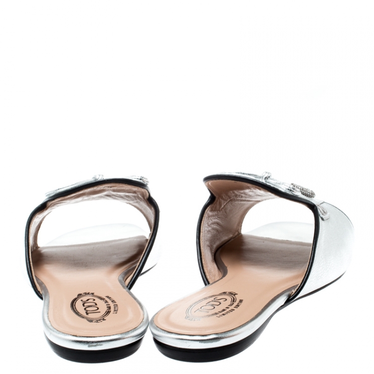 Pre Owned Tod's Limited Edition Metallic Silver Textured Leather Crystal Embellished Bow Peep Toe Flat Slides Size 37